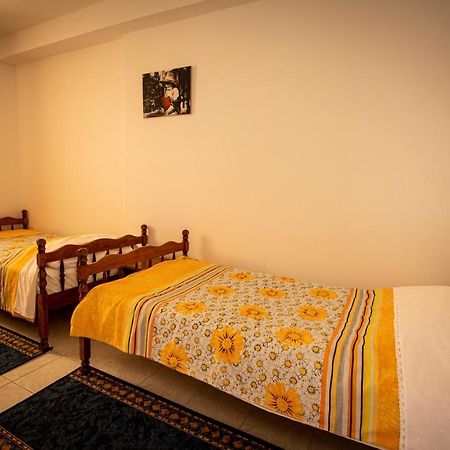 Apartments Mia Паг Экстерьер фото